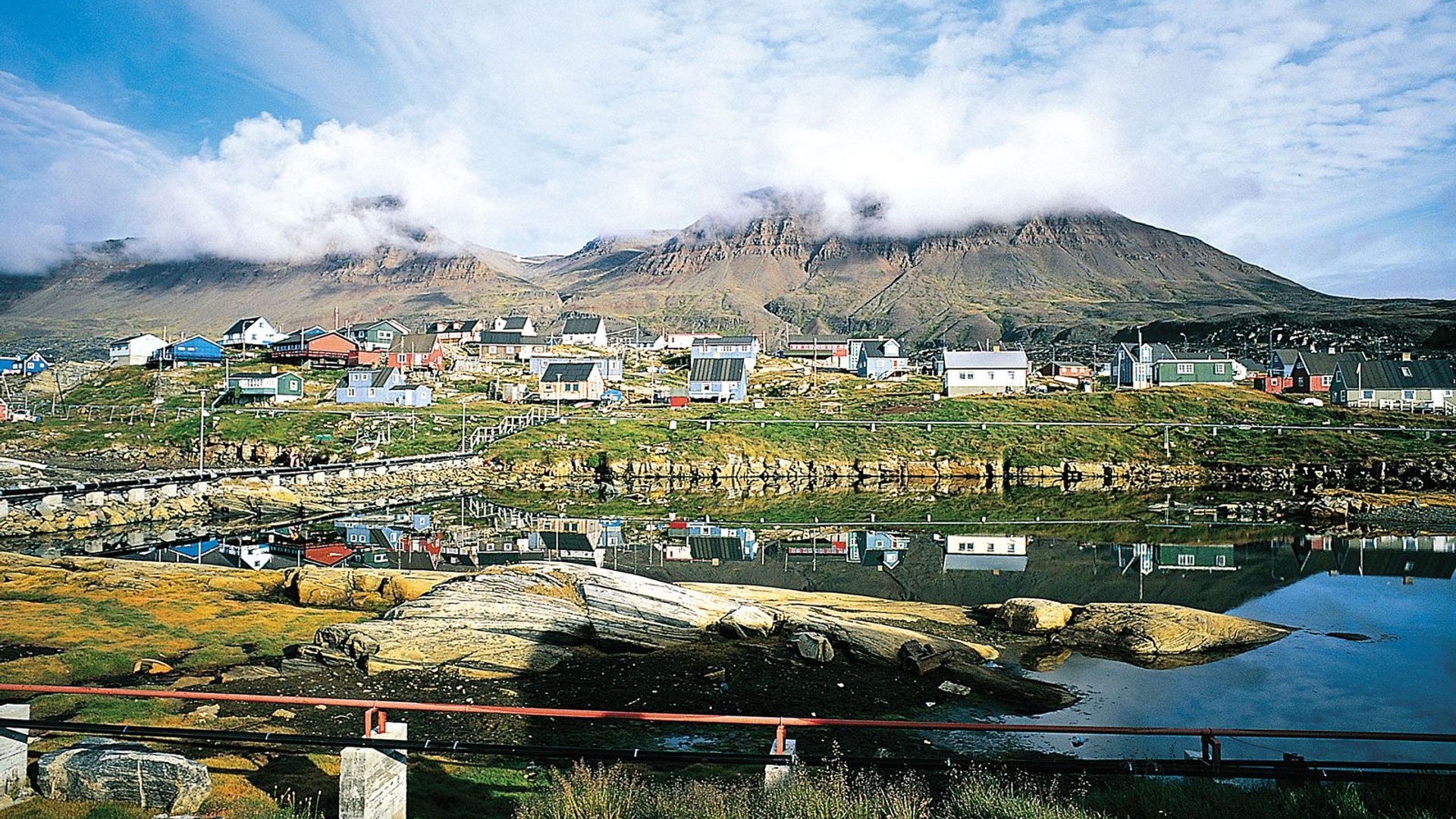 Aqajarua, Qaamassoq and Sullorsuaq