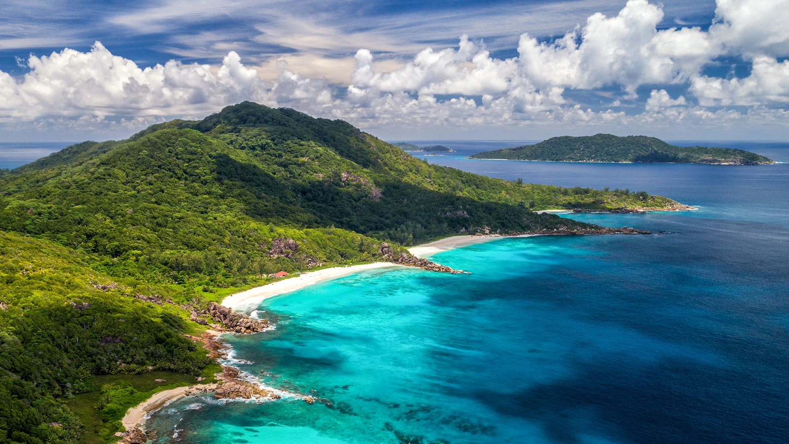 Silhouette Island