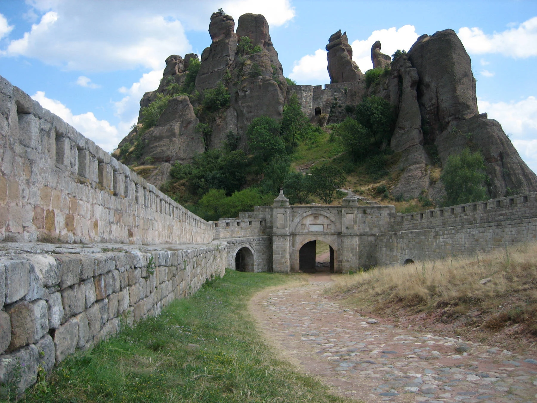 Magura Cave