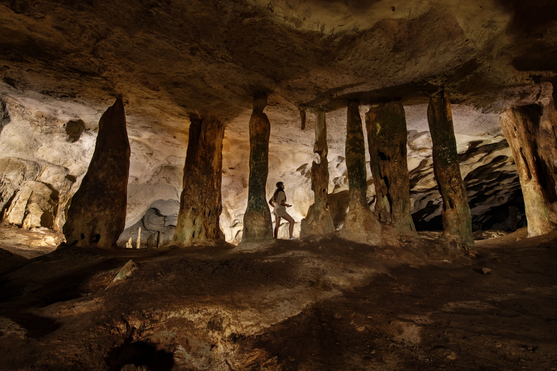 Conch Bar Caves
